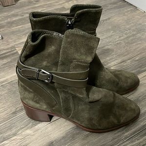 Via spiga olive green suede booties